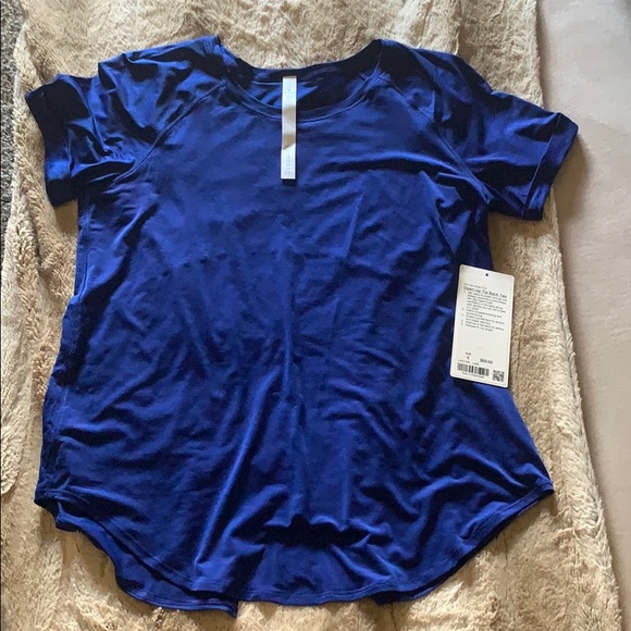 lululemon athletica Tops - Lululemon Open up tie back tee Sz 6